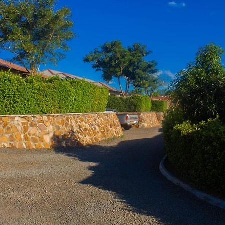 לילונגווה Douglas Lodge & Apartments מראה חיצוני תמונה